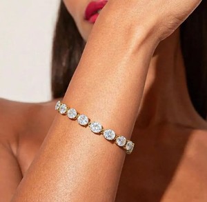 Pulsera con Dijes de Moissanita para Mujer, Plata de Ley 925, Lujosa y Brillante, 15 Gramos, Joyería Elegante para Boda, Fiesta, Aniversario, Regalo - Product Image 2