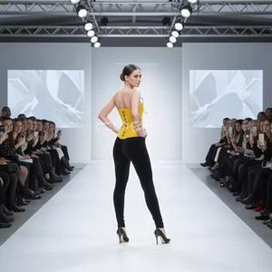 Corsé de terciopelo amarillo de primera calidad hecho a medida con varillas de acero para moldear la cintura y realzar el busto. - Product Image 4