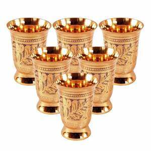 Ensemble de gobelets et verres à boire en cuivre martelé à la main, tasses à boire traditionnelles en métal, articles de bar élégants pour la maison, les restaurants et les hôtels - Product Image 6