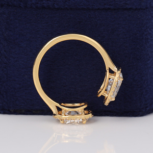 แหวนหมั้นเพชรทรงรี 2 กะรัต แบบโอวัลคัท ประดับเพชรรอบวงสองเม็ด ทองคำขาว 14k พร้อมใบรับรอง IGI - Product Image 5