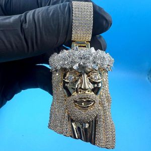 จี้พระเยซูทรงโมอิสซาไนต์แบบฝังเพชรเต็มตัวสำหรับผู้ชาย เงินแท้ 925 ชุบทอง 18K หรูหรา ได้รับการรับรองจาก GCI & IDGL - Product Image 5