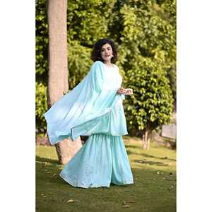 Ensemble de costume en mousseline de soie vert marine avec travail de broderie Gotta, confort apaisant, taille XS - Product Image 3