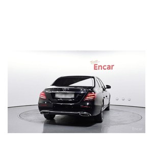 เมอร์เซเดส-เบนซ์ อี-คลาส อี300 4MATIC อาวองต์การ์ด ปี 2019 ระยะทาง 64,799 กม. เกียร์อัตโนมัติ พวงมาลัยซ้าย มาตรฐานไอเสียยูโร 5 เบาะหนัง กล้องมองหลัง - Product Image 4