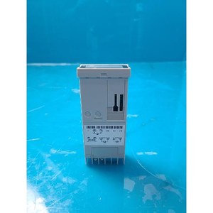 Controlador de Procesos Digital RKC FK05-MM-3*HH-NN/N/11 Usado Como Está, Piezas de Equipos Semiconductores Legados - Product Image 5
