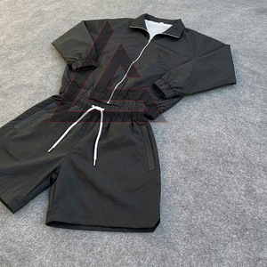 Ensemble coupe-vent unisexe deux pièces avec fermeture éclair, short et veste, couleur personnalisée, 100 % polyester respirant, tenue de jogging d'été, avec votre propre logo - Product Image 3