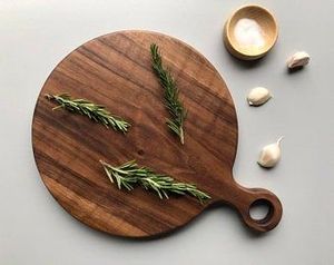 Natural Round Acacia Wood Cutting Board with Handle Pizza Peel Board Kitchen Serving Tray for Cheese <b>Bread</b> - Product Image 6