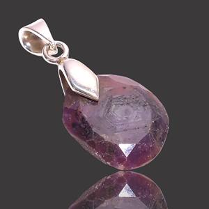 Unisex 2.1gm 14x12x3mm rubí corindón Natural colgante hecho a mano último estilo étnico diseñado con chapado en oro plateado para niños - Product Image 1