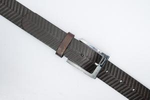 Ceintures habillées en cuir véritable texturé gaufré avec boucle ardillon pour hommes – Fabrication OEM, logo personnalisé, designs haut de gamme, vente en gros - Product Image 5