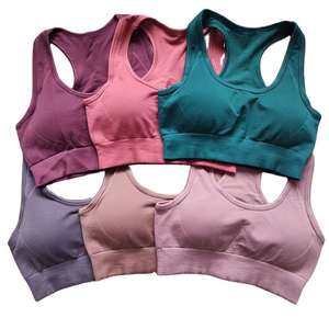 Sujetador deportivo de yoga transpirable sin costuras con logo frontal para mujer, top de fitness para gimnasio, ropa deportiva, soporte medio, almohadillas extraíbles - Product Image 6