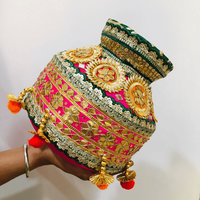 Kalash décoratif vintage pour mariages, fêtes Haldi, Sangeet et Mehndi - Centre de table en acier inoxydable et Gota Patti, écologique