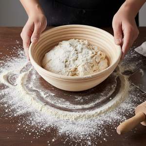 Cesta de fermentación de ratán natural para pan de masa madre, cesta redonda tipo banneton con forro de lino, herramienta de panadería hecha a mano - Product Image 1