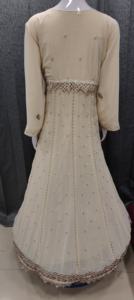 Salwar Kameez de soirée d'hiver pour adultes, design de créateur, avec dupatta lourd et bordure, orné de pierres Zarkan, de broderies et de sequins, aspect faux - Product Image 3