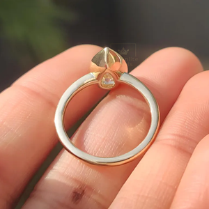 Bague en argent 925 de qualité supérieure, élégante et vintage, avec moissanite, pour femme, bijoux de luxe, cadeau de mariage ou de fiançailles disponible - Product Image 4