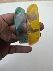 Bulk Minimalist Resin <b>Bangles</b> Multi-Color Resin <b>Bangles</b> Customizable Shape Minimalist Fashion <b>Bangle</b> Jewelry From India - Product Image 3