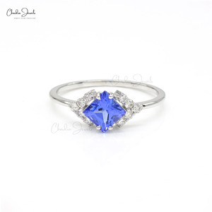 Produits Tendances : Bague Halo en Or Blanc Massif 14 carats avec Tanzanite Taillée Carrée de 5 mm et Diamants – Fournisseurs en Gros US-7 - Product Image 2