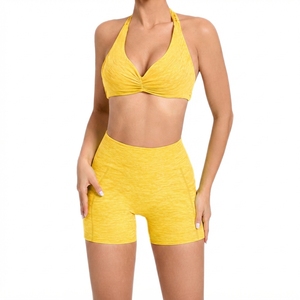 Ensemble de vêtements de sport pour femmes, haut de sport à col halter, short de cycliste taille haute, vêtements de fitness - Product Image 1