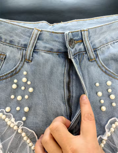 Shorts de Mezclilla de Cintura Alta con Volantes de Encaje, Estilo Dulce, Jeans de Verano para Mujer, Transpirables, Lavados con Piedras, Azul Claro - Product Image 3