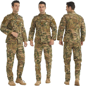 Vêtements de chasse d'hiver pour hommes en gros, uniformes à manches longues, 6 poches, imperméables, coupe-vent, softshell, imprimé camouflage, avec logo personnalisé - Product Image 4