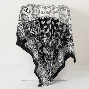 Foulard Carré de Luxe en Soie pour Femme, Châle, Écharpe, Bandana en Satin, Hijab, Imprimé Cachemire 90x90cm, Doux pour la Peau - Product Image 1