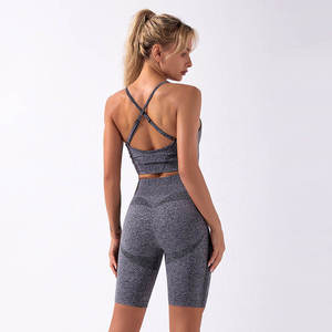Conjunto Deportivo Rosa: Sujetador Deportivo de Alto Soporte y Pantalones Cortos de Ciclismo, Ropa de Yoga Transpirable con Malla Ecológica y Almohadillas Removibles - Product Image 5
