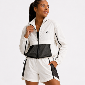 Chaqueta deportiva blanca de 2 piezas personalizada con panel de malla y cremallera, corte regular, unisex, para verano, ligera, con pantalones cortos. - Product Image 5