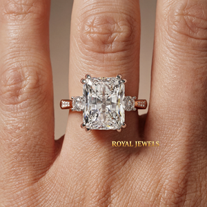 Bague en Moissanite à Trois Pierres Taille Radiant en Argent Plaqué Or Rose, Bijou de Fiançailles Nuptial - Product Image 6
