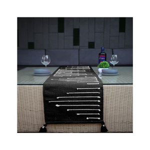 Vente en gros prêt 14x54 pouces 200 GSM thème de golf 100% coton brodé bohème recyclable ISO 9001 noirâtre ensembles de chemins de table - Product Image 1