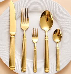 Collection de couverts de table optimisés en termes de coût, offrant des prix de gros compétitifs et une approvisionnement mondial - Product Image 2