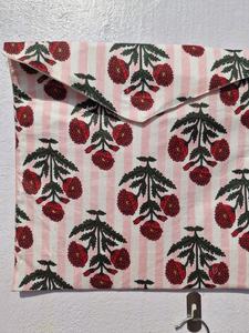 Conjunto de Pijama de Algodón con Estampado Floral para Mujer |   Traje de Dormir Indio a Rayas Hecho a Mano |   Ropa de Casa de Muselina Suave - Product Image 5