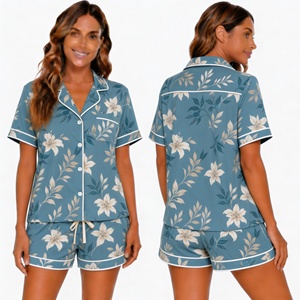 Conjunto de pijama de manga corta a rayas verdes para mujer, ropa de dormir de verano con botones y cuello vuelto en la parte delantera - Product Image 2