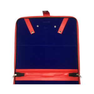 Estuche para Mandil Masónico del Capítulo Arco Real, Maletín de Regalia de Cuero PU Rojo para MM WM Provincial con Logotipo Personalizado - Product Image 2