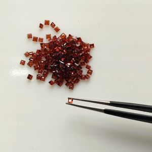 Granate Rojo Natural de 2MM, Corte Cuadrado Escalonado, Gema Suelta de la Mejor Calidad para Joyería - Product Image 1