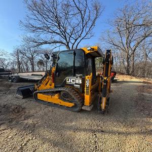 Camión Volquete sobre Orugas JCB 1CXT 3CX 4CX con Motor Diésel Changchai de Baja Velocidad, Envío desde Francia Rápido y Confiable - Product Image 3
