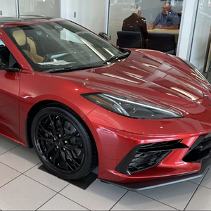 Chevrolet Corvette Stingray 2LT Turbo Automatique Coupé Luxe Exotique 2026 avec Toit Ouvrant en Cuir et Propulsion Arrière - Product Image 1