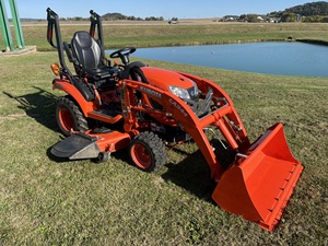 Tractor Compacto Kubota LA526 4WD Diésel Usado de la Mejor Calidad y Precio Económico, con Caja de Cambios Automática y Bomba, 65HP, Bajo Precio - Product Image 6