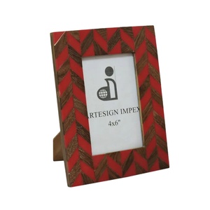 กรอบรูปไม้และเรซินคุณภาพสูงพร้อมดีไซน์ที่เป็นเอกลักษณ์ตกแต่งผนังที่ดีที่สุดสำหรับราคาโต๊ะและผนัง - Product Image 2