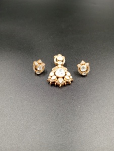 Amaira Jewels Gold Plated Silver Polki Peacock Shape Vintage Women's <b>Wedding</b> <b>Charm</b> Pendant Set - Product Image 3