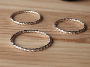 Twisted 925 <b>Silver</b> <b>Plain</b> Band <b>Ring</b> Minimalist Style Unisex Everyday Wear - Product Image 2