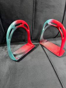 Estribos Red Jinn para equitación inglesa, accesorios para silla de montar, servicio OEM, estribos personalizados para caballos, ecuestres, Jinn - Product Image 3