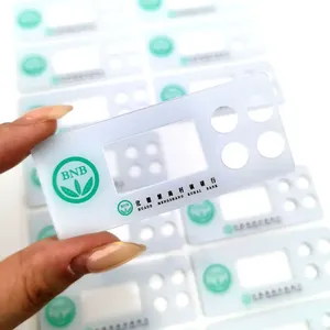 Autocollant étanche personnalisé pour panneau de contrôle d'animaux de compagnie avec fenêtre transparente, imprimé en sérigraphie, compatible caméra - Product Image 1