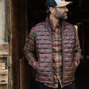 Gilet en duvet léger Teton Leather pour homme – Veste sans manches matelassée légère et isolante pour l'hiver - Product Image 1