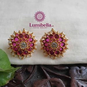 18K Gold Plated Brass Round Kempu Stud Earrings with Pearls - Product Image 2