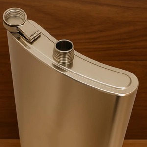 กระติกน้ำแบบพกพาขนาดเล็กสำหรับใส่ไวน์ เบียร์ และเครื่องดื่ม ใช้งานสะดวก พกพาได้ เหมาะสำหรับการเดินทาง ขายส่งจากอินเดีย - Product Image 3