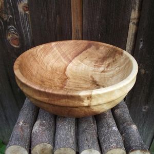 Tazón Redondo de Madera para Servir, Diseño Moderno Grabado a Mano, 9 Pulgadas, Color Madera Natural, para Vajilla y Hostelería - Product Image 1