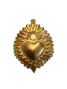 Exvoto de Corazón Sagrado con Acabado Dorado Hecho a Mano, Decoración de Pared para Altar Católico, Corazón Ardiente, Artesanía Metálica Antigua para Diseño de Interiores - Product Image 2