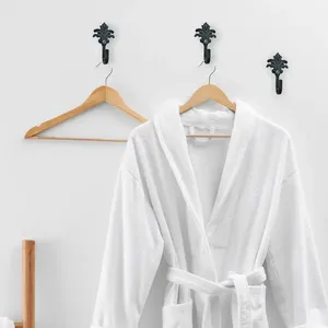 Porte-manteau mural rustique en alliage de zinc, style vintage, pour vente en gros, support durable pour parapluies et clés, personnalisable - Product Image 4