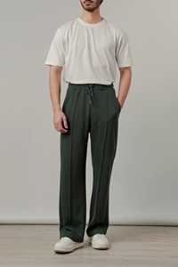 กางเกงจ็อกเกอร์ผู้ชายสีเขียวเข้มแบบจีบ มีเชือกผูกเอว สไตล์ลำลอง เนื้อผ้านุ่มสบาย รับผลิตแบบ OEM/ODM - Product Image 5