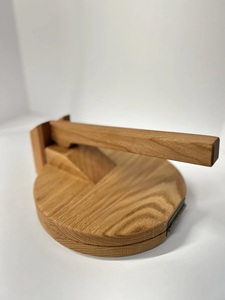 Prensa de Tortillas de Maíz Reutilizable de Madera Natural de ILAHI - Máquina para Hacer Tortillas al por Mayor, Apta para Lavavajillas, Ecológica y Plegable - Product Image 4
