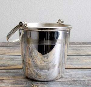 Cubo de hielo metálico premium para vino, champán, cerveza, enfriador de bebidas duradero, perfecto para el hogar - Product Image 6