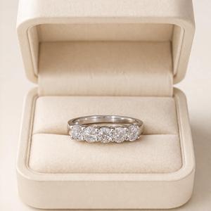 Anillo de compromiso con cinco diamantes redondos cultivados en laboratorio en oro macizo de 10k, 14k, 18k, 0.99ct para mujer, joyería fina, certificado IGI - Product Image 1